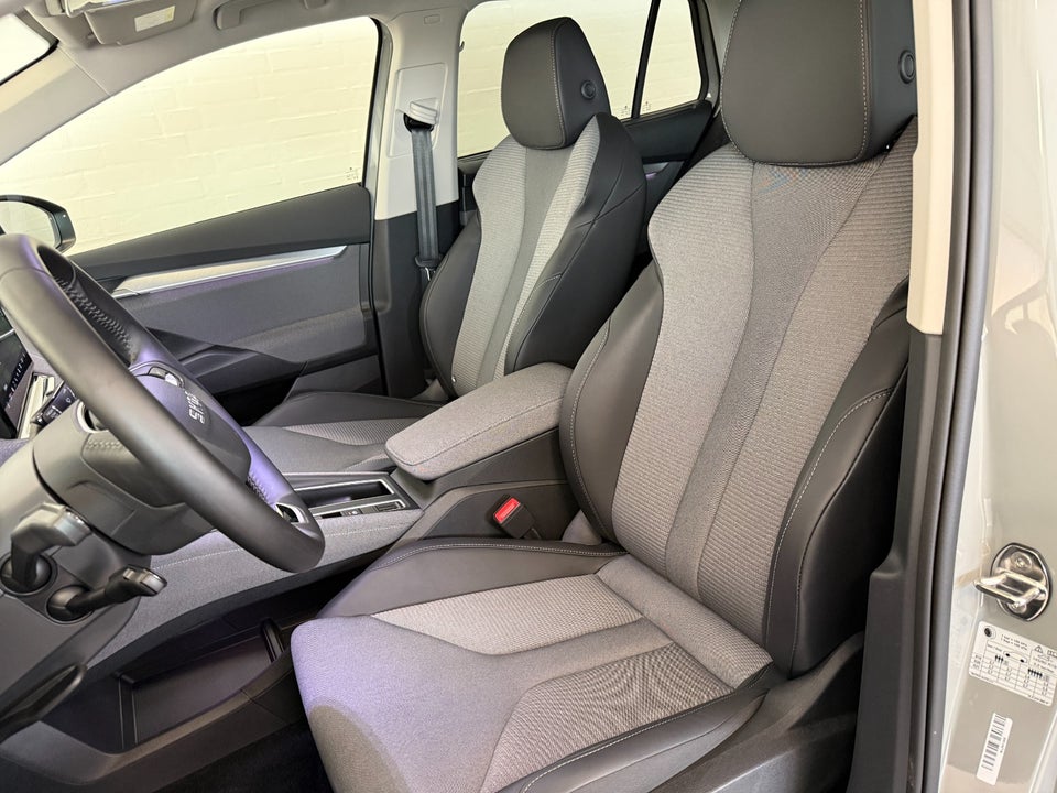 Skoda Enyaq 85 iV Advanced 5d