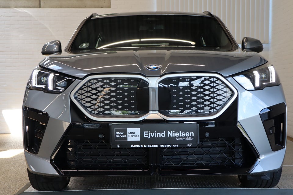 BMW iX2 eDrive20 M-Sport 5d