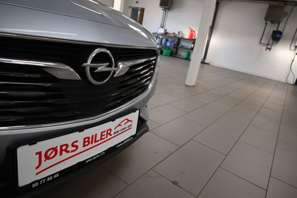 Opel Insignia 1,5 T 165 Dynamic Sports Tourer 5d