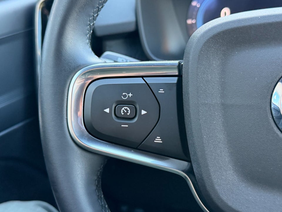 Volvo EX40 Extended Range Core 5d