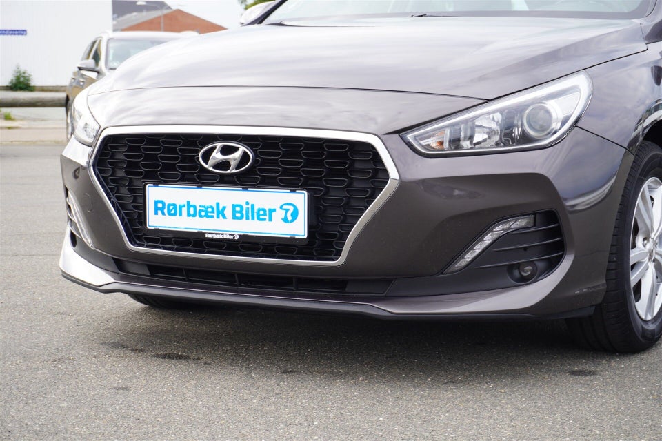 Hyundai i30 1,0 T-GDi Life Komfort stc. 5d