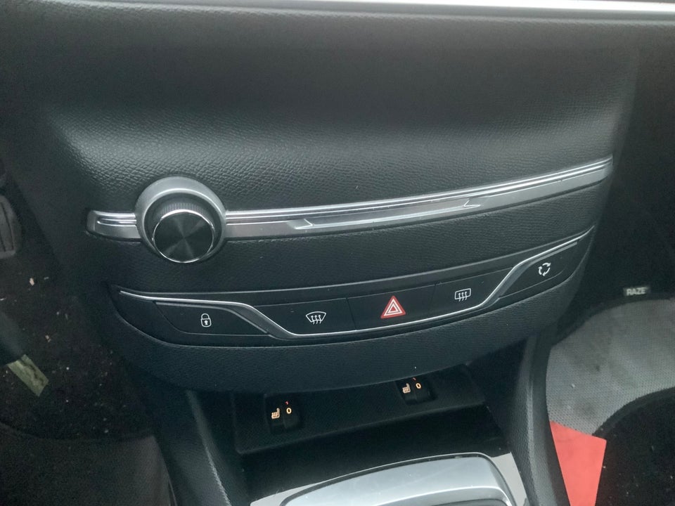 Peugeot 308 1,2 e-THP 110 Access SW 5d