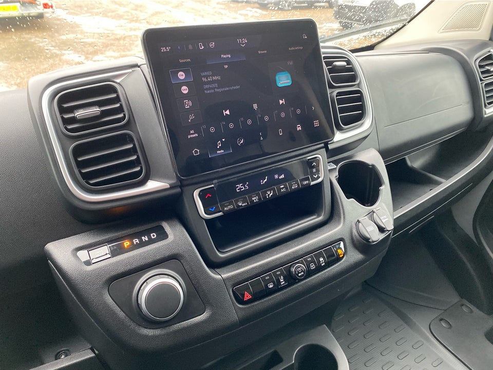 Peugeot e-Boxer 435 110 L3H2 Premium