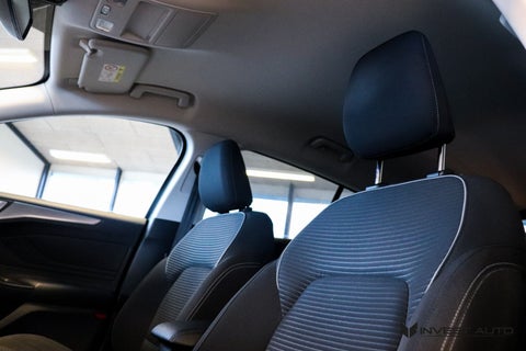 Ford Focus 2019 — miniature 9