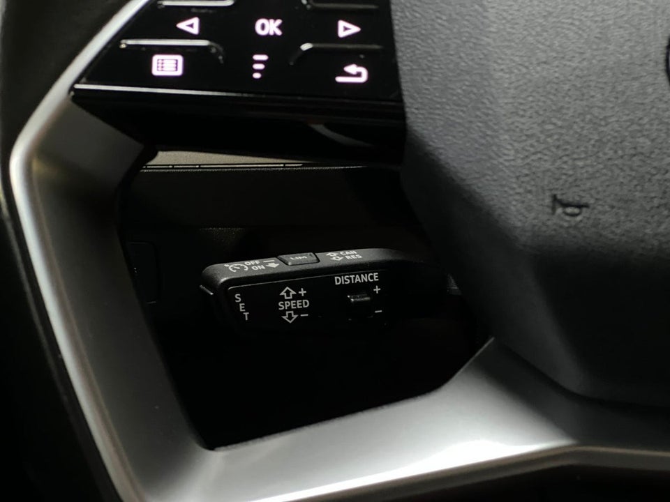 Audi Q4 e-tron 40 Advanced 5d