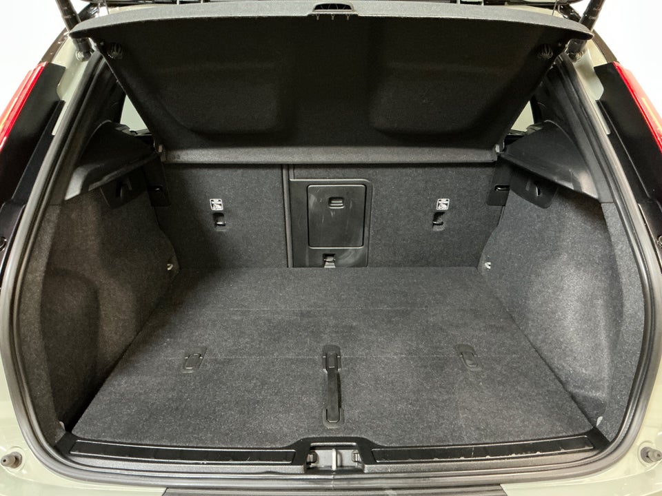 Volvo XC40 P8 ReCharge Twin Plus 5d