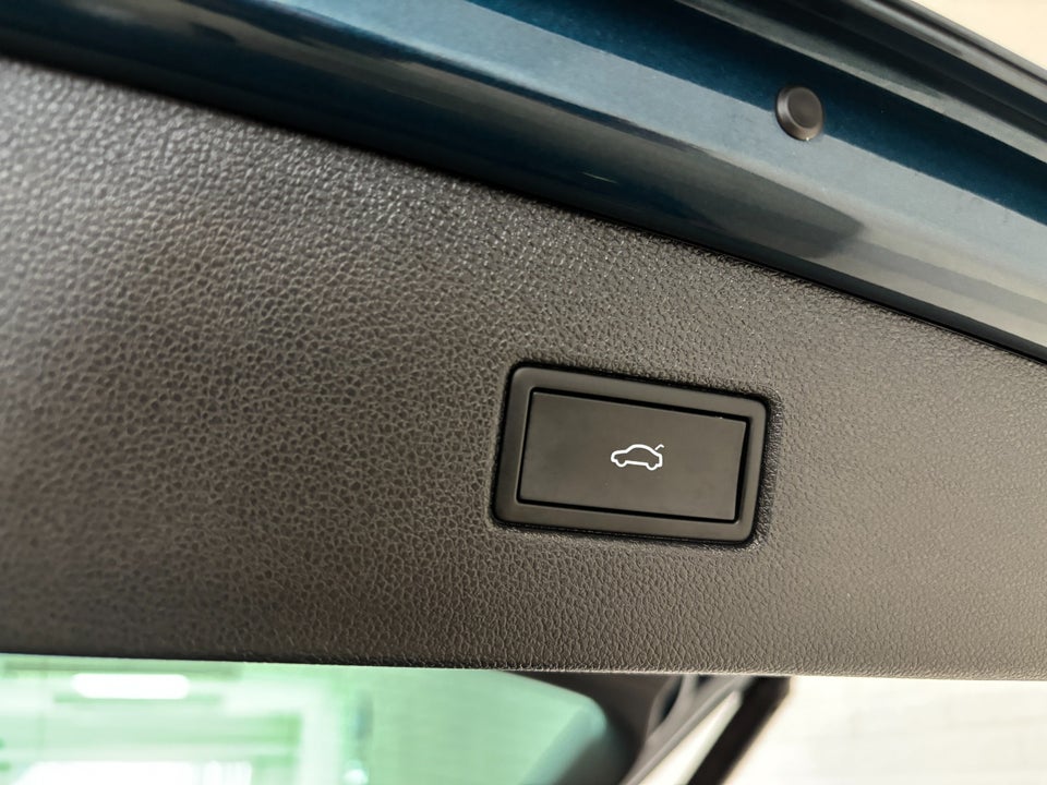 VW Tiguan 1,4 eHybrid Elegance DSG 5d