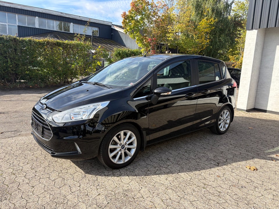 Ford B-MAX 1,0 SCTi 125 Titanium 5d