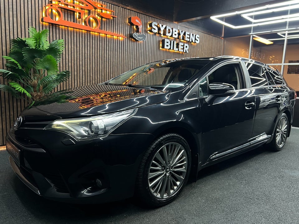 Toyota Avensis 1,8 VVT-i T2 Premium Touring Sports 5d