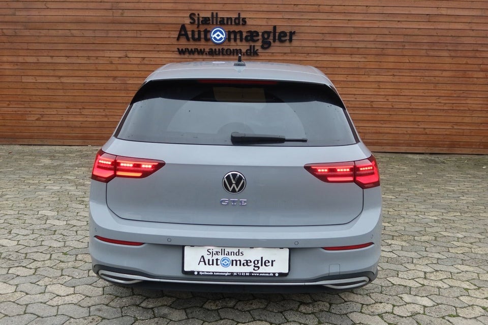 VW Golf VIII 1,4 GTE DSG 5d