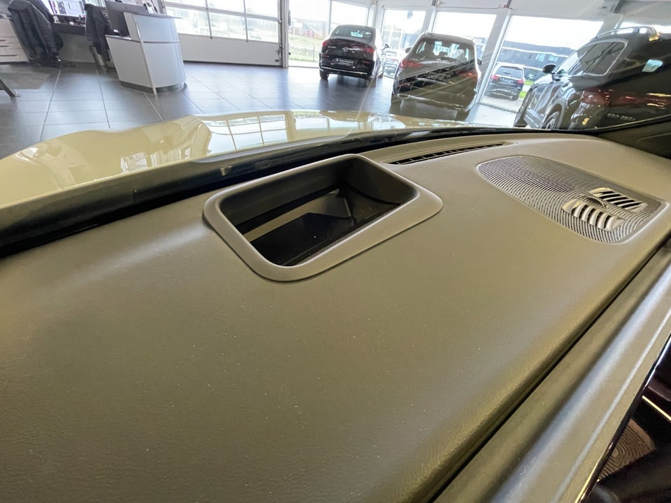 Mercedes CLA250+ electric Progressive Premium 4d