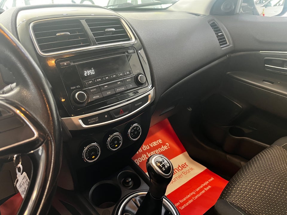 Mitsubishi ASX 1,6 Invite 5d