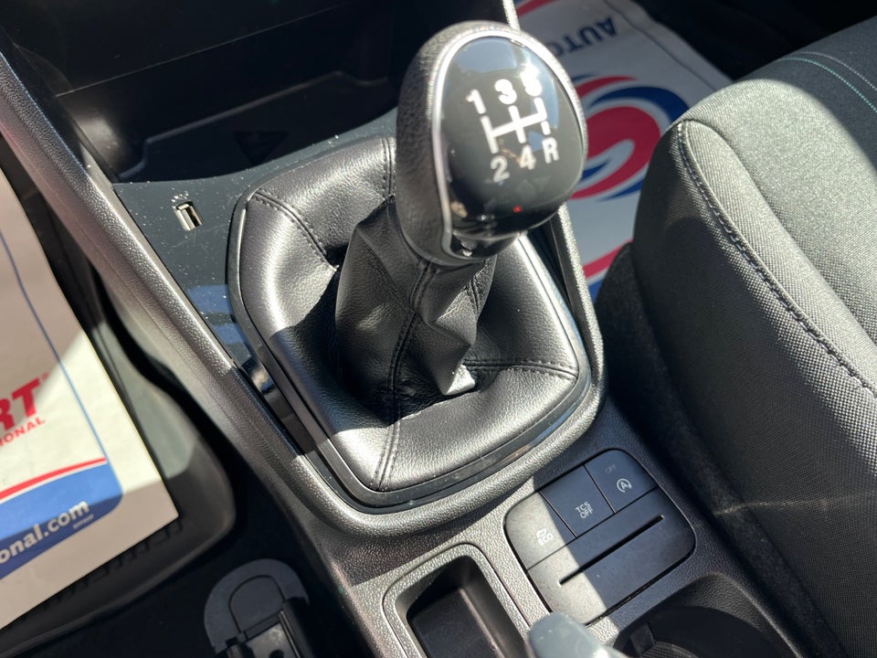 Ford Fiesta 1,1 Titanium 5d