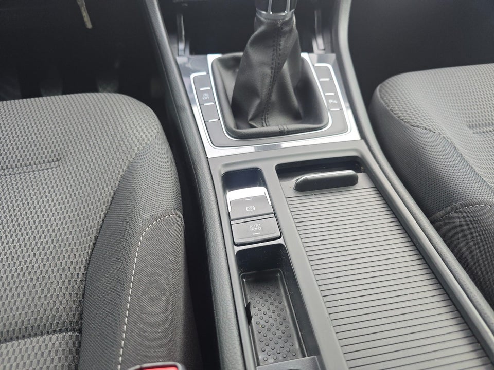 VW Golf VII 1,4 TSi 125 Comfortline 5d