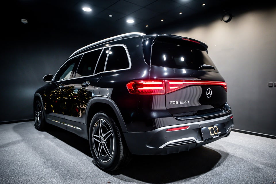 Mercedes EQB250+ AMG Premium 5d