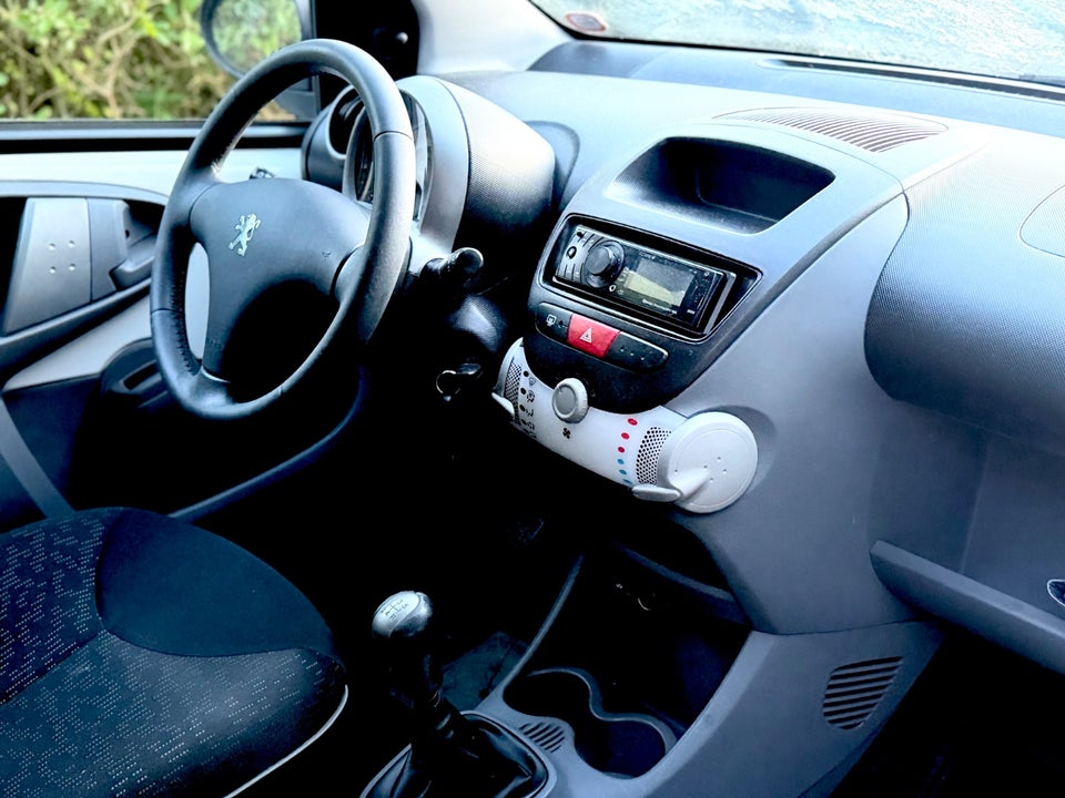 Peugeot 107 1,0 Active 5d