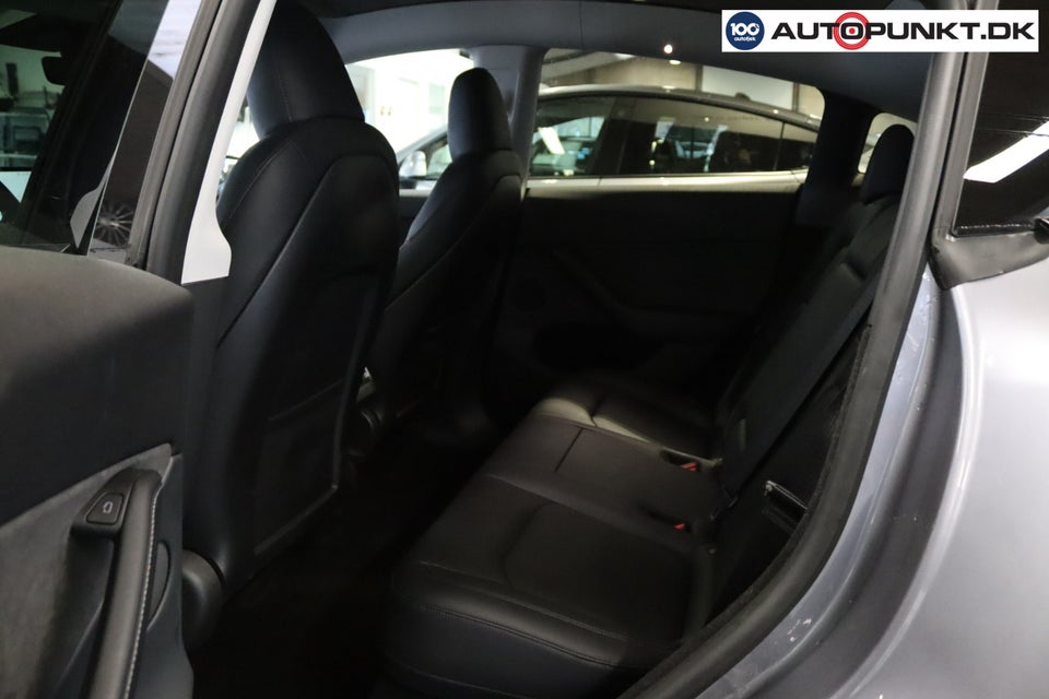 Tesla Model Y Long Range AWD 5d