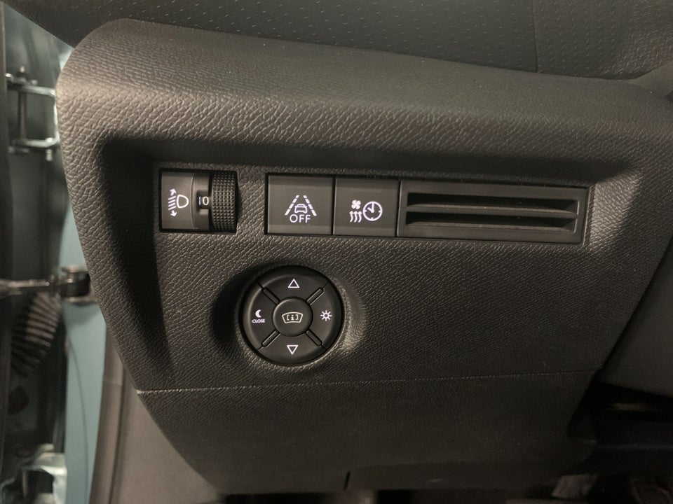 Citroën ë-C4 50 Shine 5d