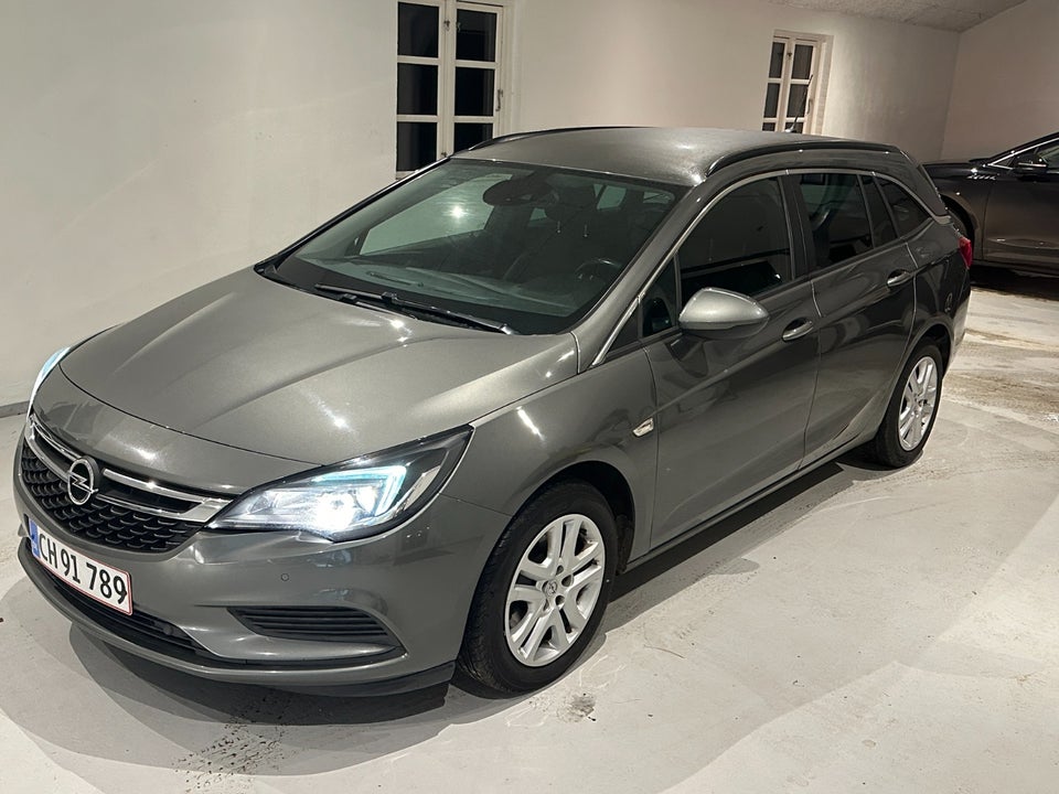 Opel Astra 1,6 CDTi 136 Enjoy Sports Tourer 5d