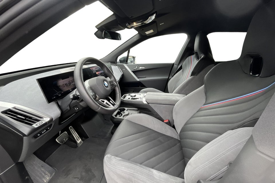 BMW iX xDrive45 M-Sport 5d