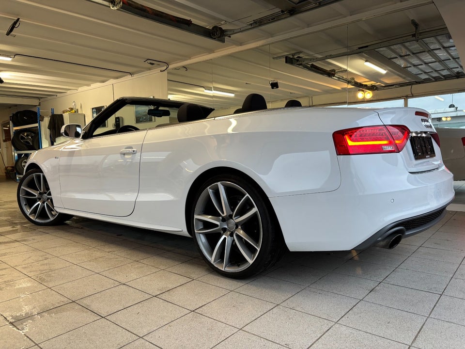 Audi A5 1,8 TFSi 177 S-line Cabriolet Multitr. 2d