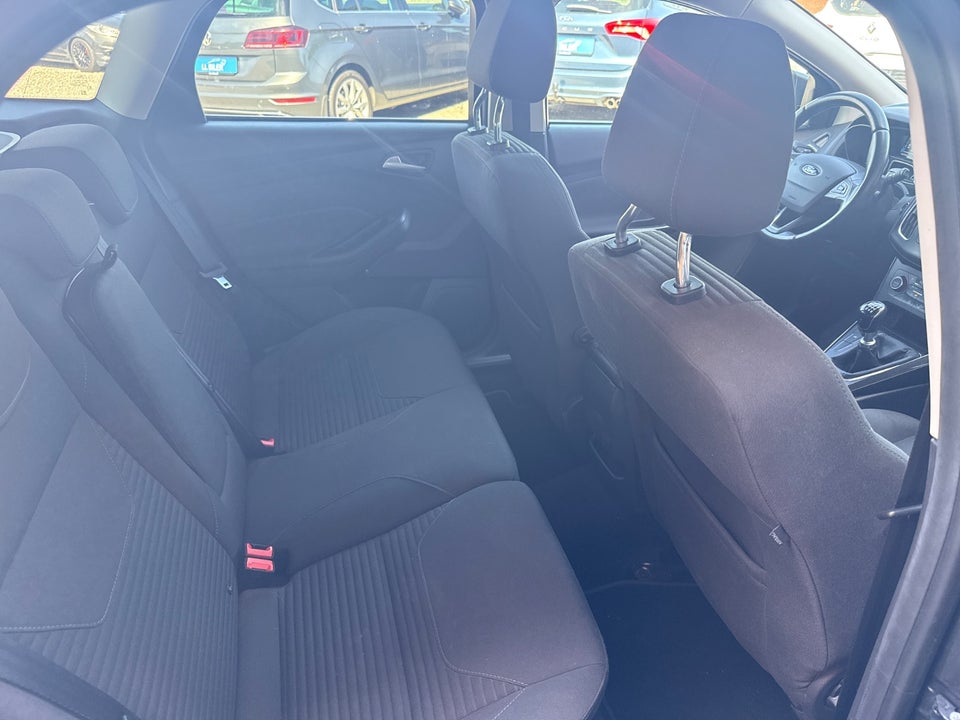 Ford Focus 1,0 SCTi 125 Titanium Fun stc. 5d