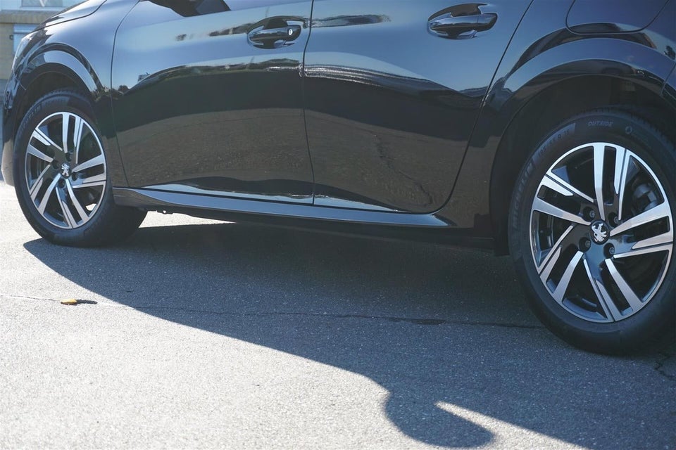 Peugeot 208 1,2 PureTech 100 Supreme Sport 5d