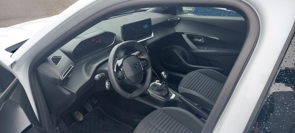 Peugeot 2008 1,2 PureTech 100 Active+ 5d