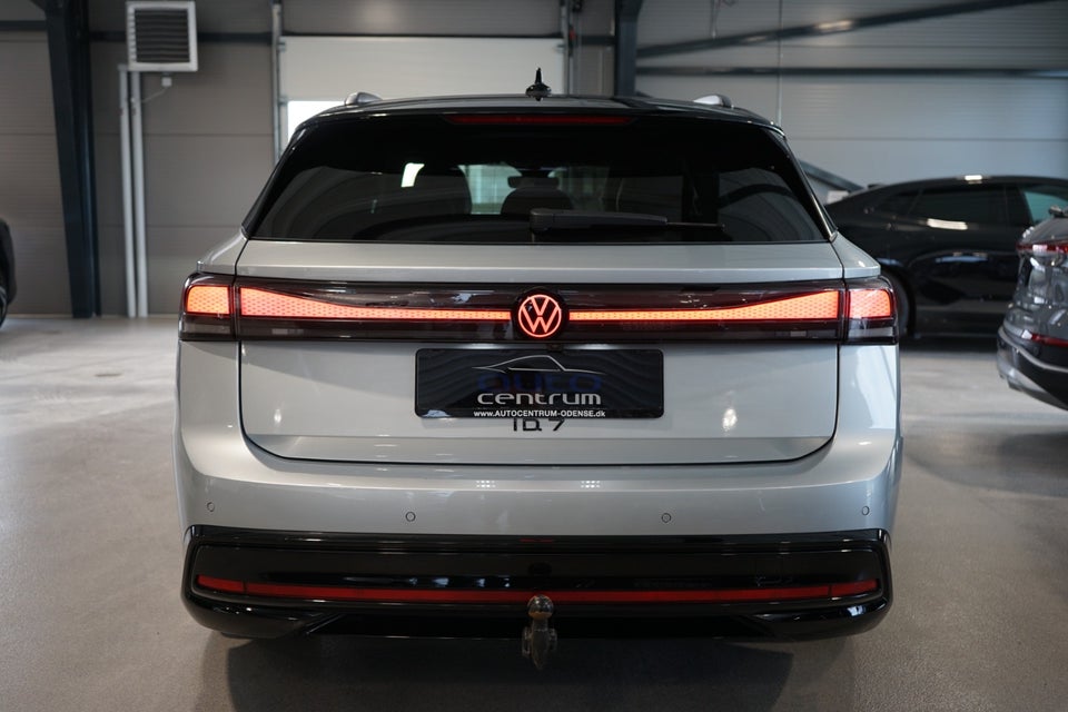 VW ID.7 86 Style S Tourer 5d
