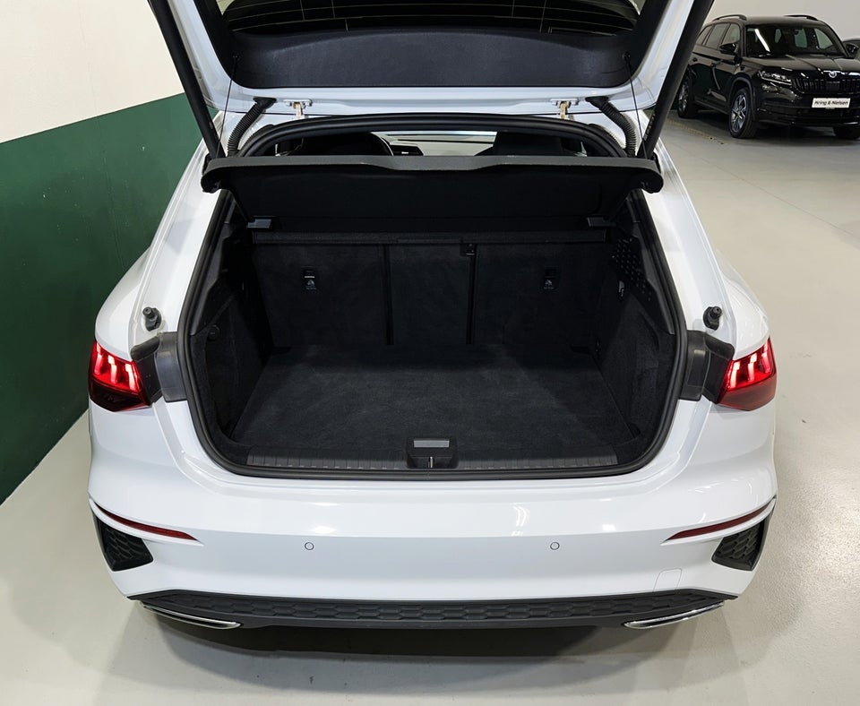 Audi A3 40 TFSi e S-line Sportback S-tr. 5d