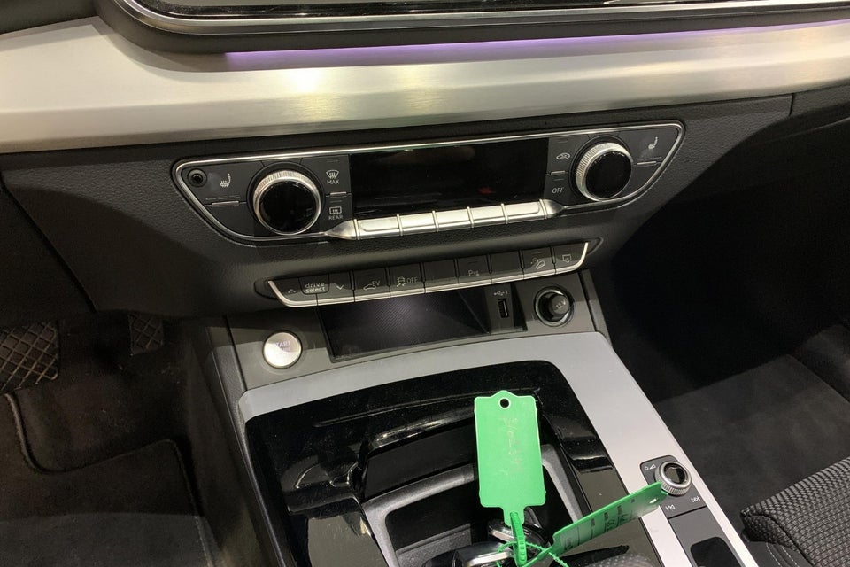 Audi Q5 50 TFSi e S-line quattro S-tr. 5d