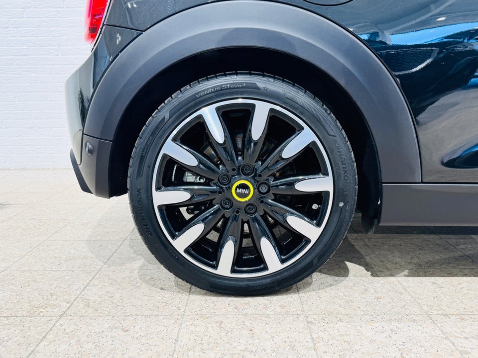 MINI Cooper SE Yours Trim 3d