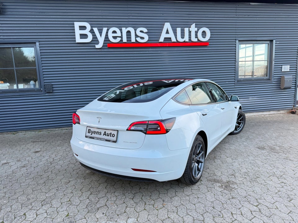 Tesla Model 3 Long Range AWD 4d