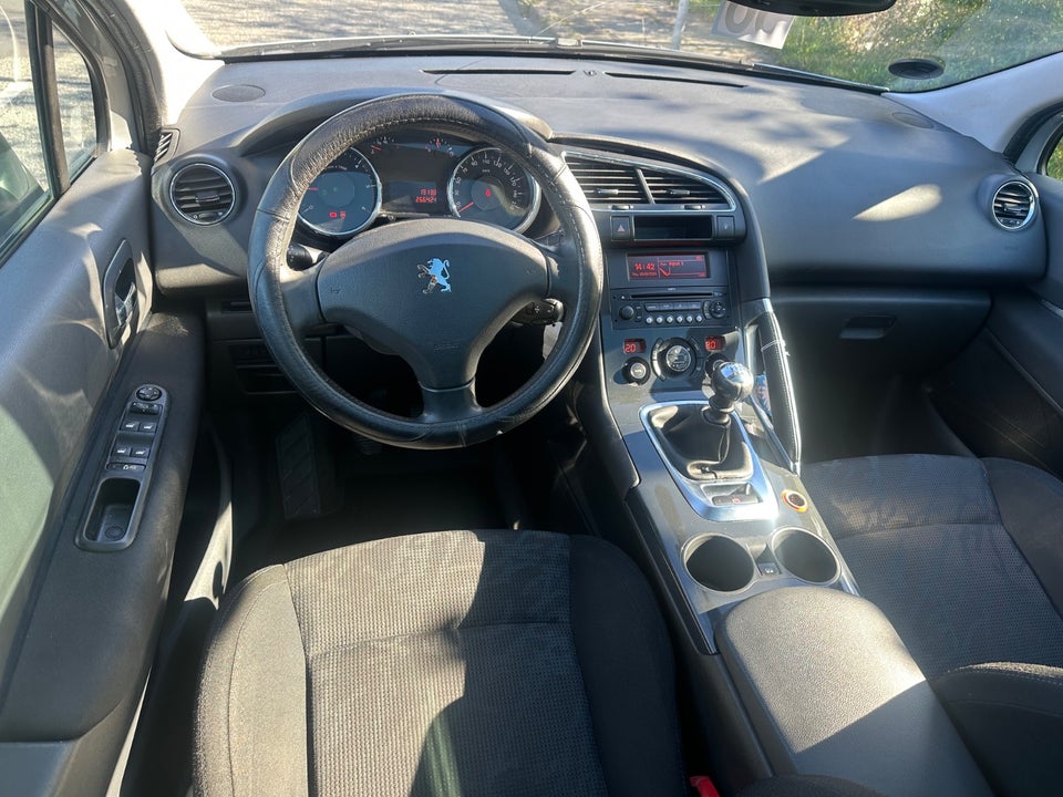 Peugeot 3008 1,6 HDi 110 Premium 5d