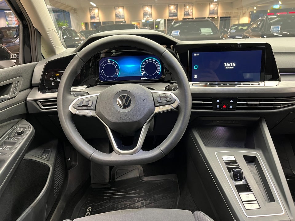 VW Golf VIII 1,4 eHybrid DSG 5d