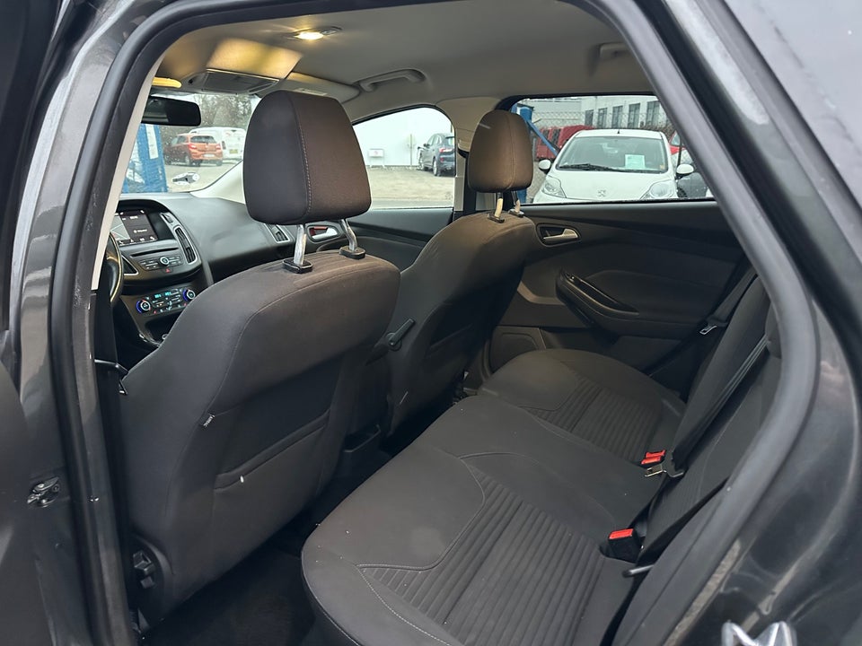 Ford Focus 1,0 SCTi 125 Titanium Fun stc. 5d