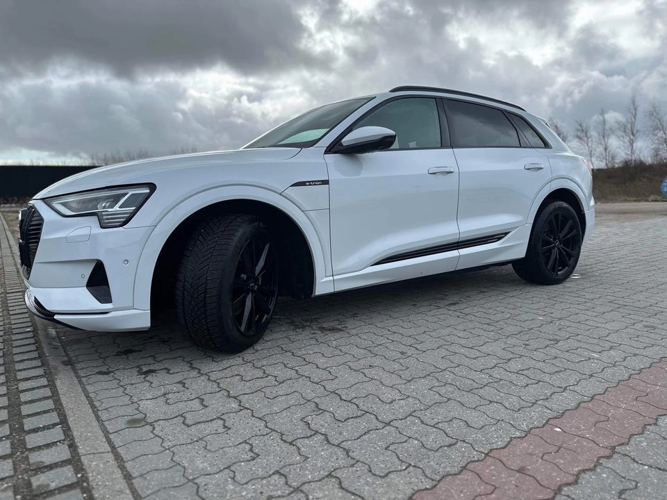 Audi e-tron 55 Advanced quattro 5d