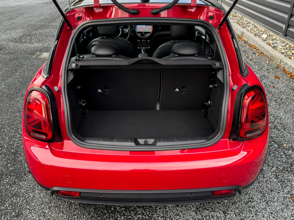 MINI Cooper SE Classic Trim 3d