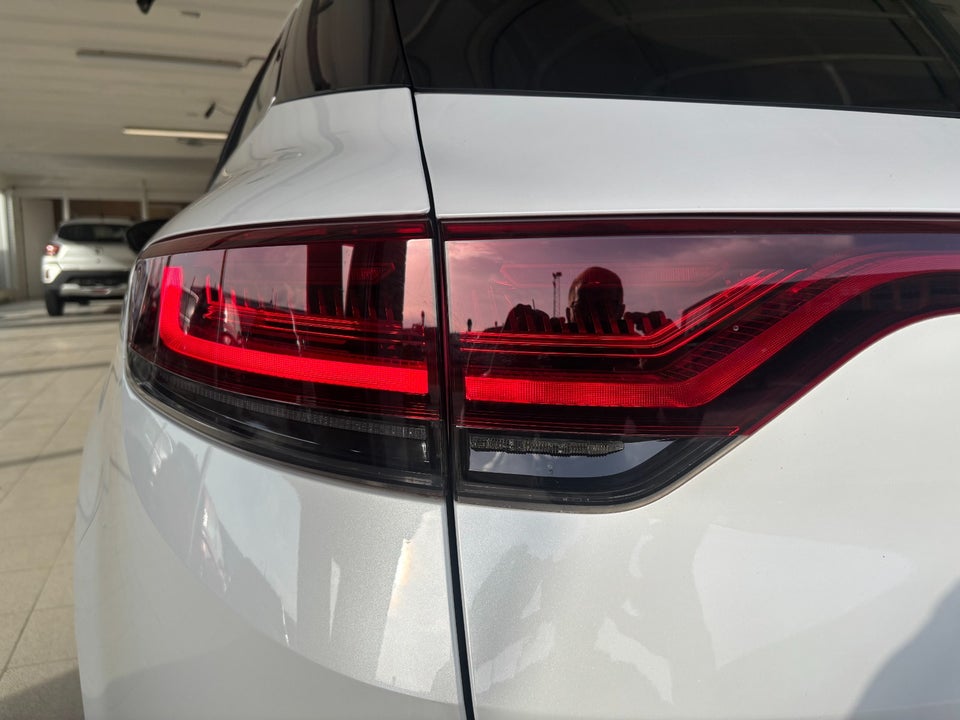 Renault Megane IV 1,6 E-Tech Zen Sport Tourer 5d