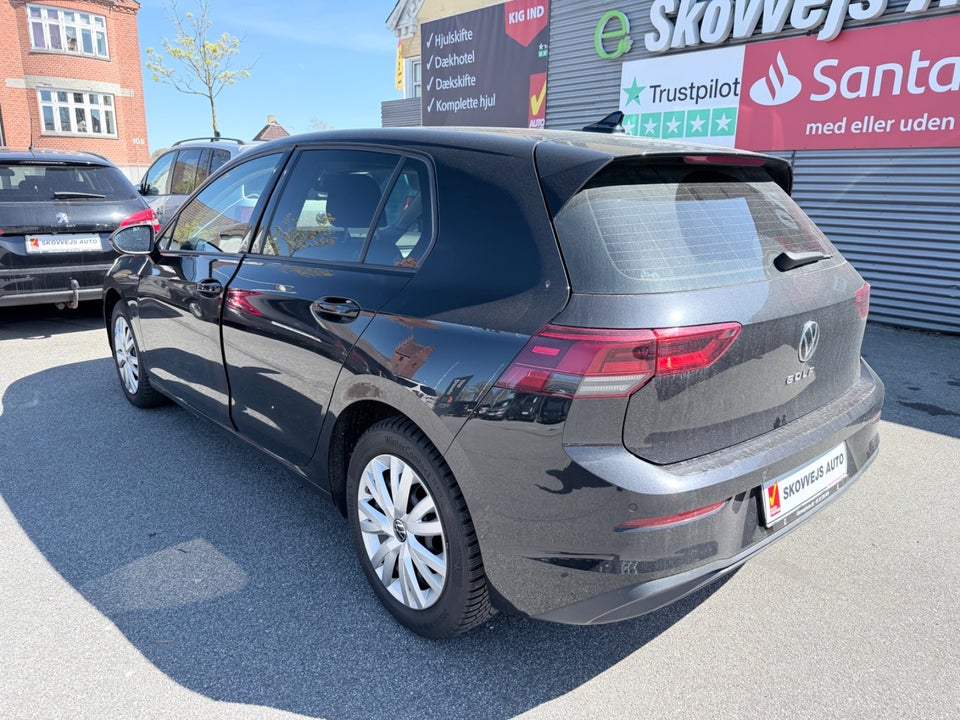 VW Golf VIII 1,5 TSi 130 Life 5d