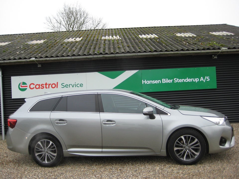 Toyota Avensis 1,8 VVT-i T2 Touring Sports MDS 5d