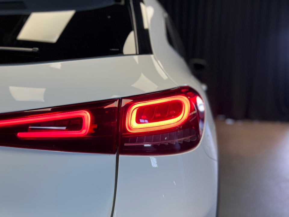 Mercedes EQA250 Progressive 5d