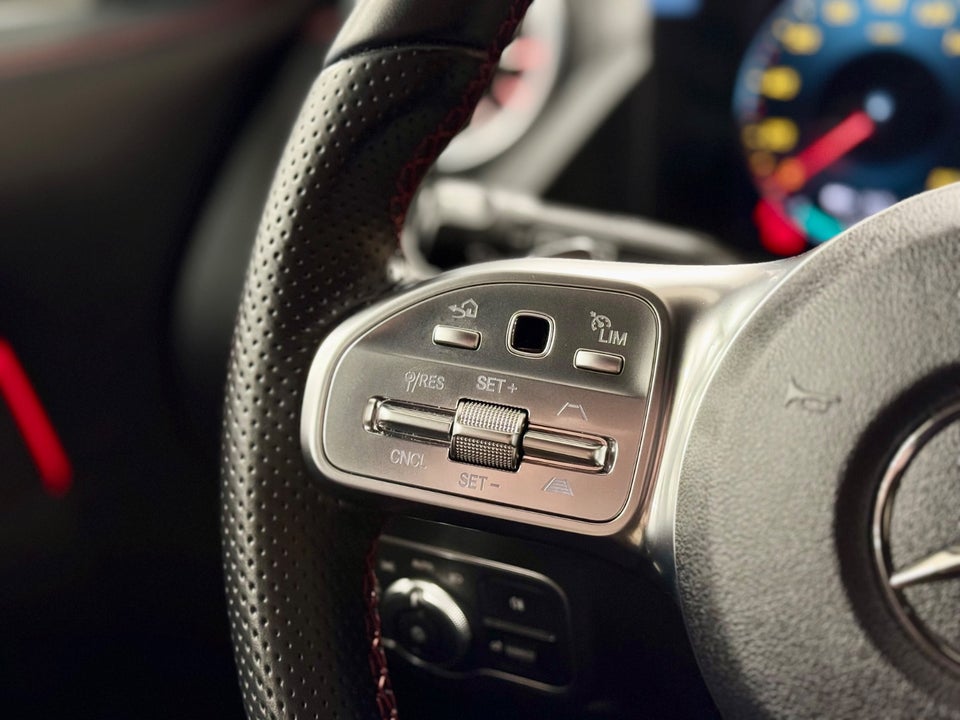 Mercedes EQA350 AMG Edition 4Matic 5d