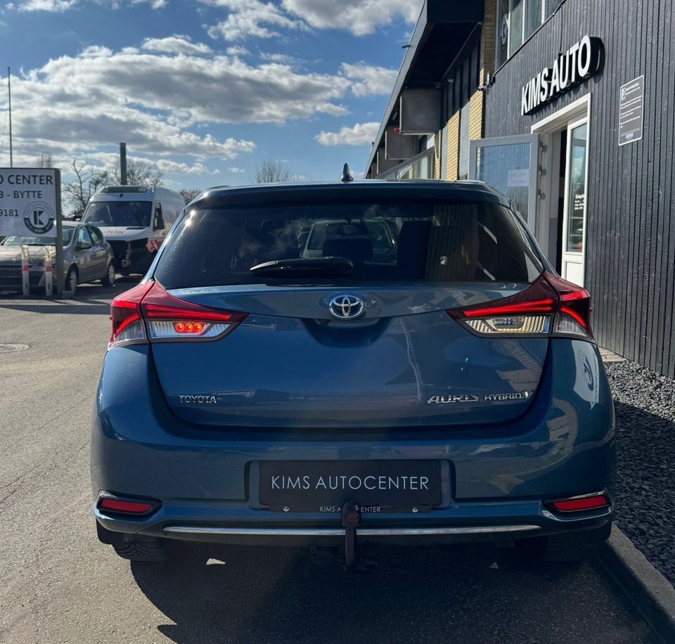 Toyota Auris 1,8 Hybrid H2 Comfort CVT 5d