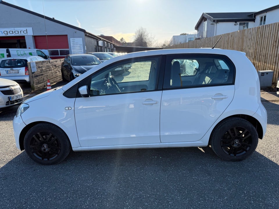 VW Up! 1,0 60 High Up! BMT 5d