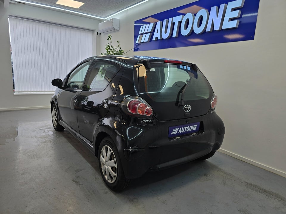 Toyota Aygo 1,0 Plus MMT 5d