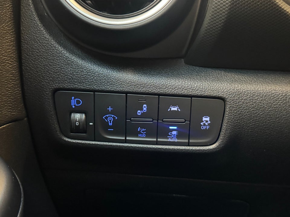 Hyundai Kona 64 EV Premium 5d