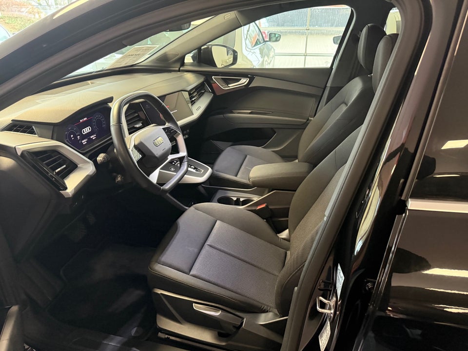 Audi Q4 e-tron 40 Attitude S-line 5d