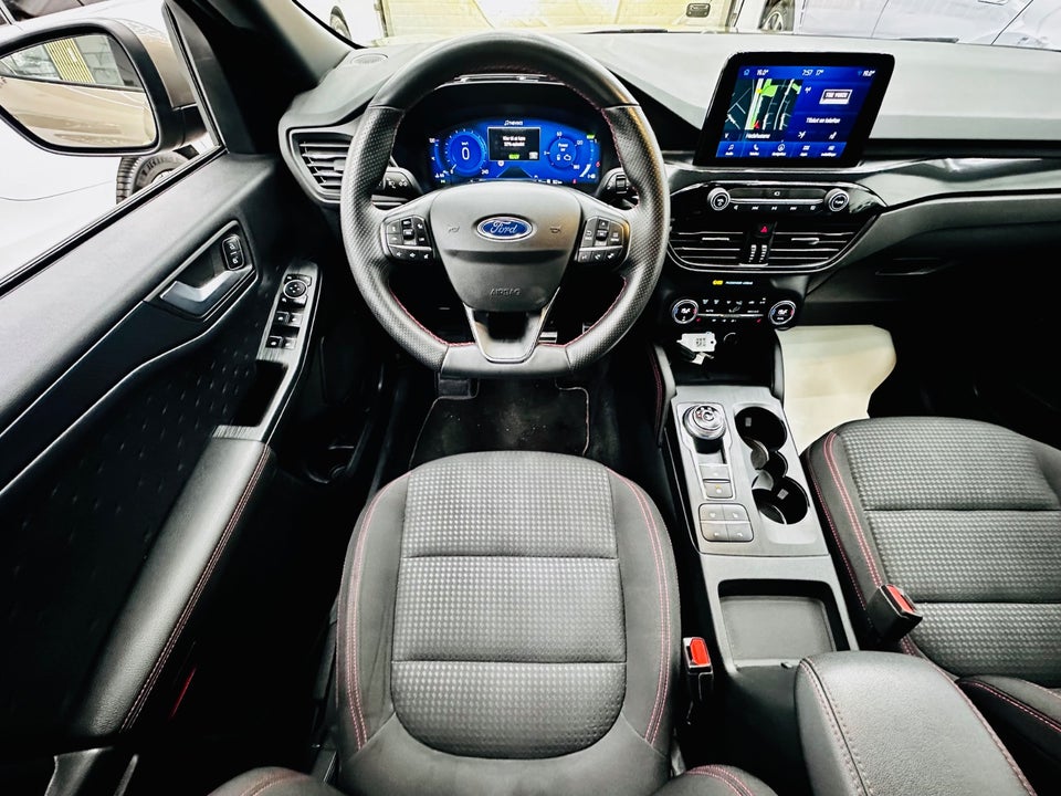 Ford Kuga 2,5 PHEV ST-Line CVT 5d