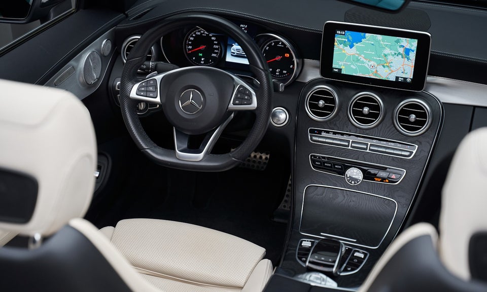 Mercedes C250 2,0 AMG Line Cabriolet aut. 2d